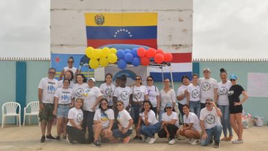 Photo of Estatus legal, acceso a la salud y empleos inestables: los desafíos de los migrantes venezolanos en Aruba