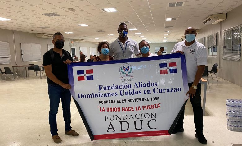 Photo of 33 migrantes venezolanos presos en Curazao se declaran en huelga de hambre por suspensión de vuelos humanitarios