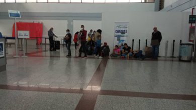 Photo of Controles, abusos y amenazas: Una venezolana cuenta el infierno que sufrió en el aeropuerto de República Dominicana