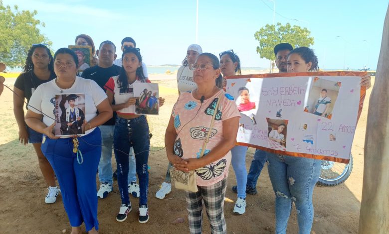 Photo of Claman parientes de desaparecidos en el naufragio del 4 de marzo: “Merecemos saber qué pasó con nuestros familiares”