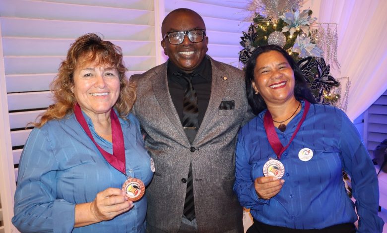 Photo of Venezolanos Unidos en Aruba celebra éxito de plan de integración laboral